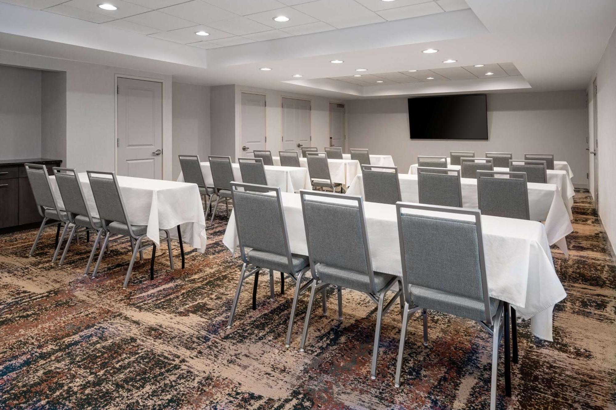 Homewood By Hilton 3*