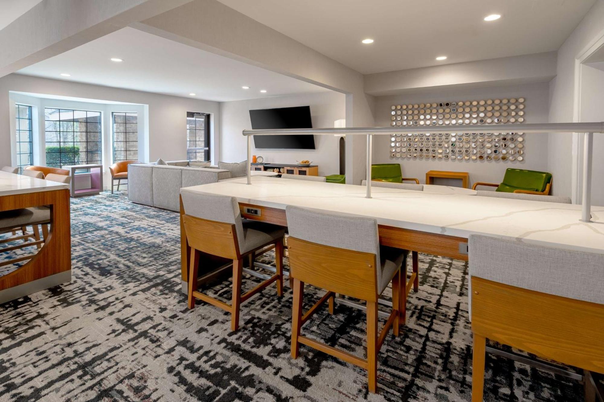 Hotel Homewood By Hilton Eatontown