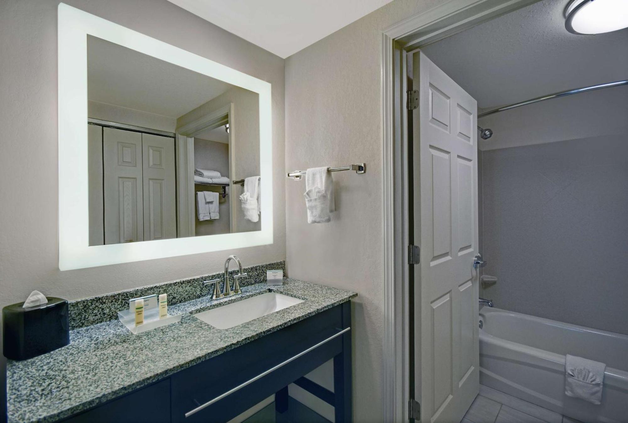 Homewood By Hilton Hotel Eatontown